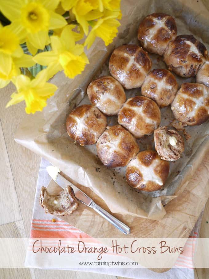 Chocolate Orange Hot Cross Bun - A delicious teatime treat for Easter, a twist on the original and a really fun bake over the spring holiday period. | http://pattern-ward.live