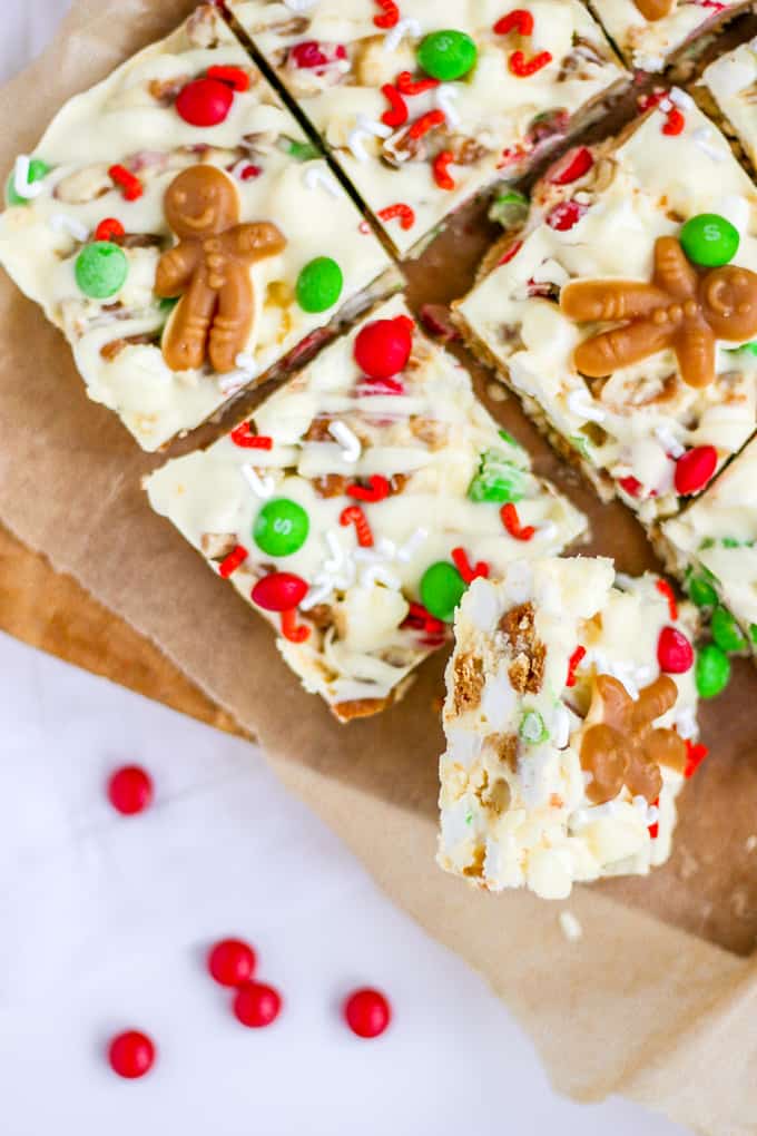 Christmas Rocky Road - The perfect festive sweet or dessert for Christmas. Make this no bake treat in December for parties or homemade gifts for friends and family.